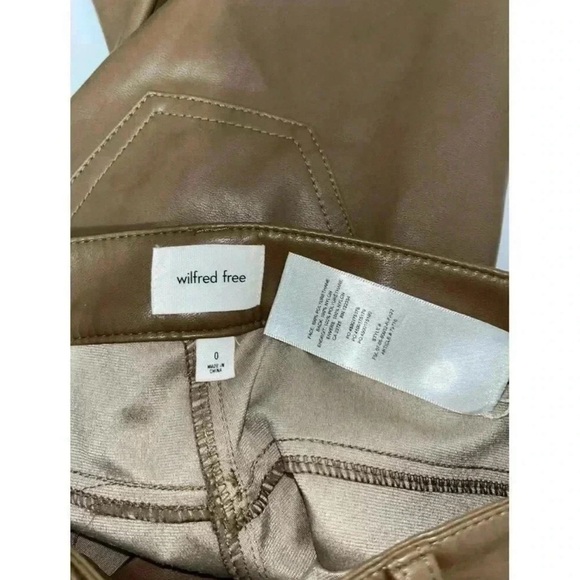 Wilfred Aritzia High Waisted Vegan Leather Charm
Pants Size 0 Brown Stylish - Picture 4 of 7